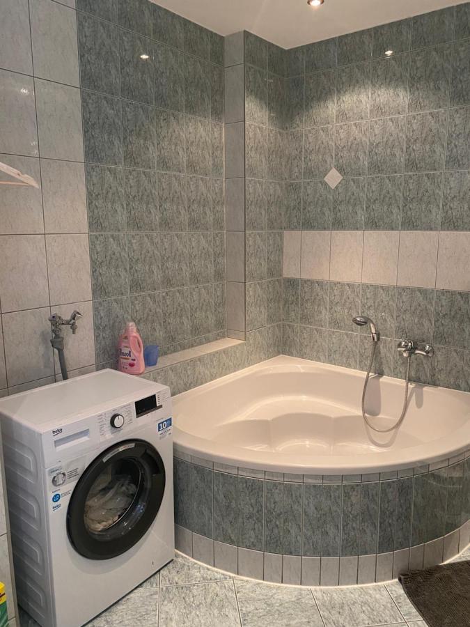 Ferienwohnung Mit Terrasse Aue  Buitenkant foto